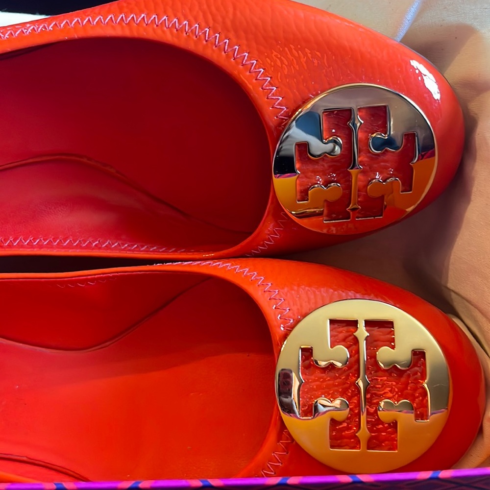 Tory Burch …Orange patent leather flats … size 11